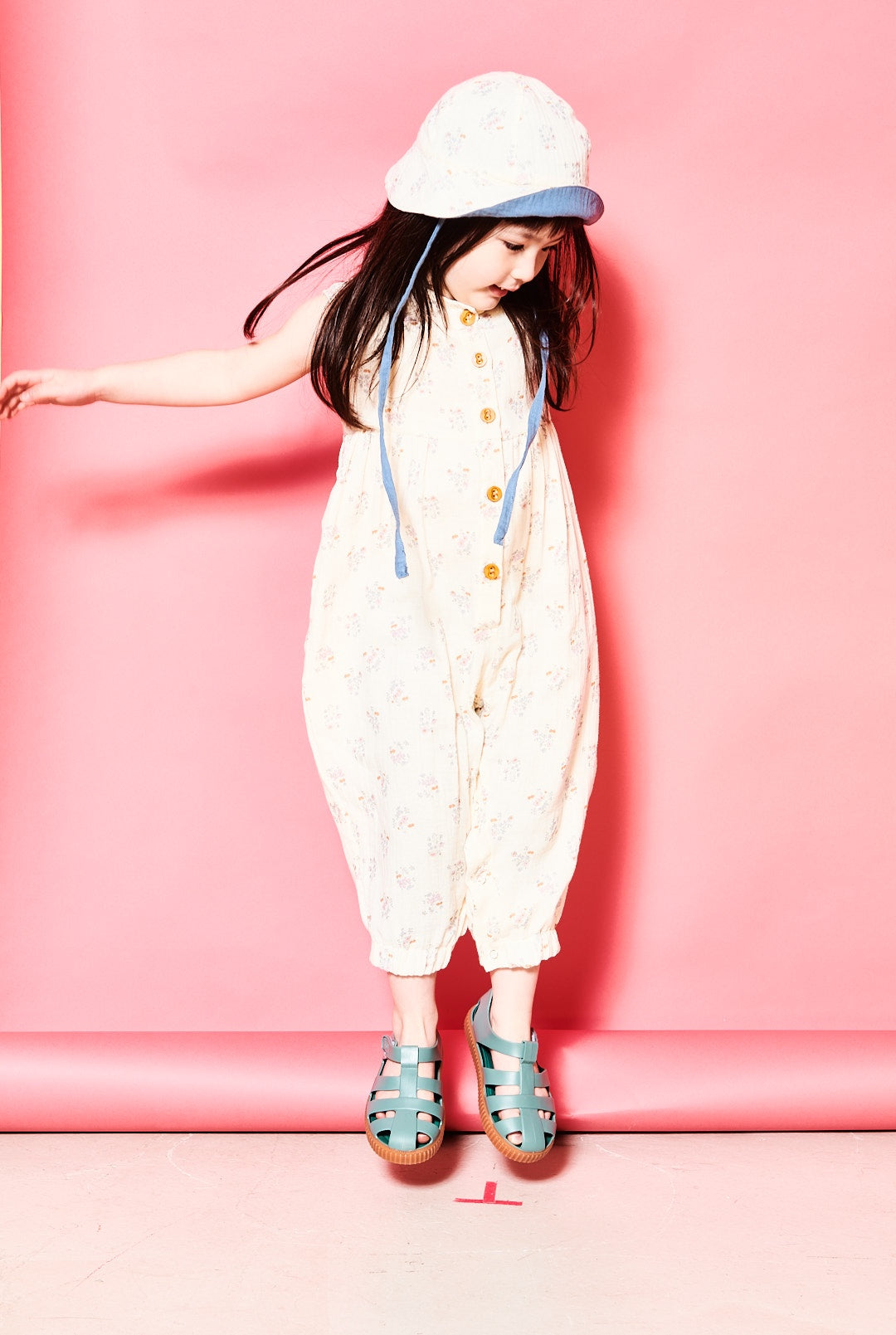 White Floral Print Cotton Gauze Pantaloon and Hat Set
